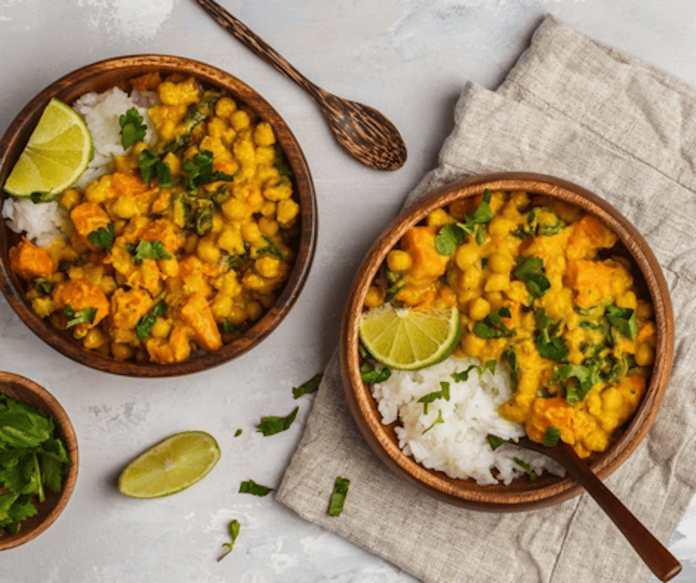 A chickpea curry with turmeric